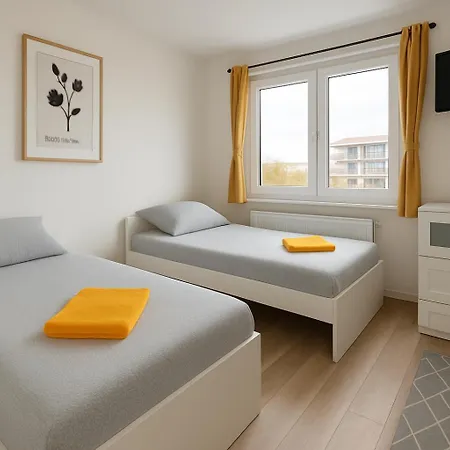 Apartment Ideal Fuer Monteure. 3 Mit Kueche, Waschmaschine, Wifi Usw... . *